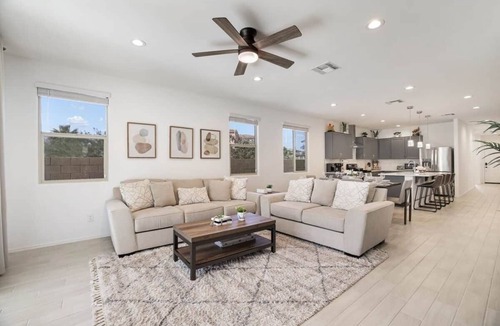 Casa Grande House | Home movie theater+Full kitchen