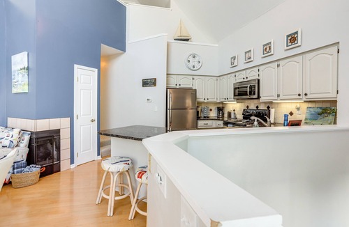 Port Clinton House | Home on Lake Erie | 3 Bedrooms | 3 Bathrooms