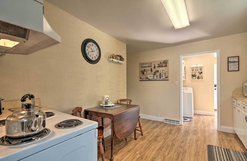 Circleville House | Home w/Fenced Yard by 5 Mighty Nat'l Parks