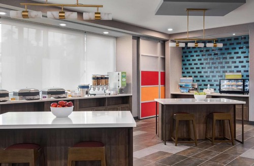 Encanto Hotel | Home2 Suites By Hilton Phoenix Midtown