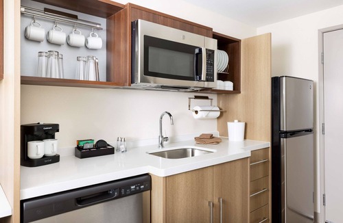 North Scottsdale Hotel | Home2 Suites by Hilton Scottsdale North