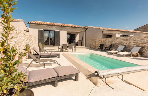 Lozari Villa | Homerez - 100 m away from the beach! Nice villa for 4 ppl. with swimming-pool