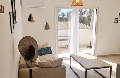 Bravone Apartment | Homerez - Apartment in Linguizzetta