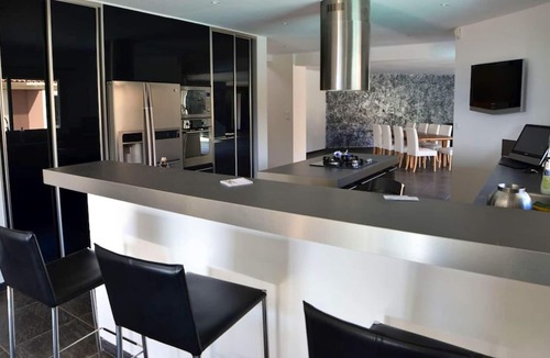 Ocana Villa | Homerez - Big villa for 12 ppl. with swimming-pool, garden and terrace at Ocana