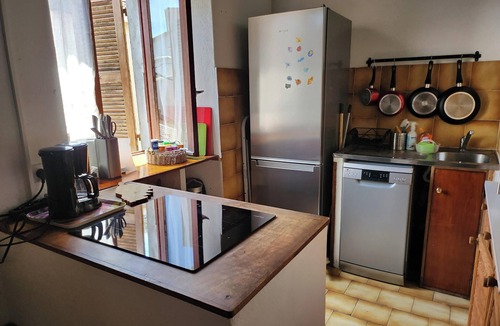 Rogliano House | Homerez - Comfortable House in Rogliano with Terrace and Garden