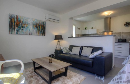 Taglio-Isolaccio Apartment | Homerez - Nice apartment 15 km from the beach for 4 pers. in Taglio Isolaccio