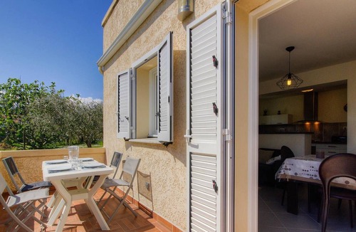 Taglio-Isolaccio Apartment | Homerez - Nice apartment 15 km from the beach for 4 pers. in Taglio Isolaccio