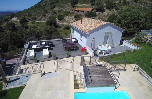 Pietralba Villa | Homerez - Sunny villa in Pietralba with private pool