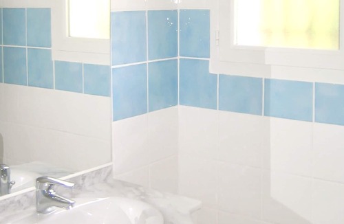 Serra-di-Fiumorbo Villa | Homerez - Villa 4 km away from the beach for 4 ppl. with shared pool and terrace