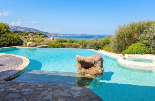 Marine de Davia Villa | Homerez - Villa in Corbara