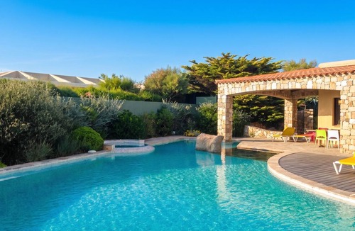 Marine de Davia Villa | Homerez - Villa in Corbara