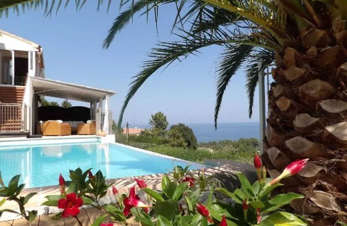 Sari-Solenzara Villa | Homerez - Villa in Sari-Solenzara