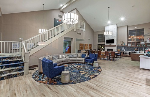 Greensboro Hotel | Homewood Suites by Hilton Greensboro