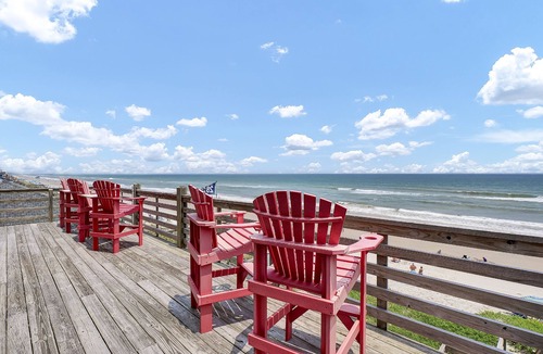 Surf City House | Hot Tub, BeachFront, Private, Hammocks on the Beach