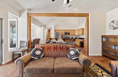 Catalina House | Hot Tub-Pool-Amazing Views! Sleeps 18!