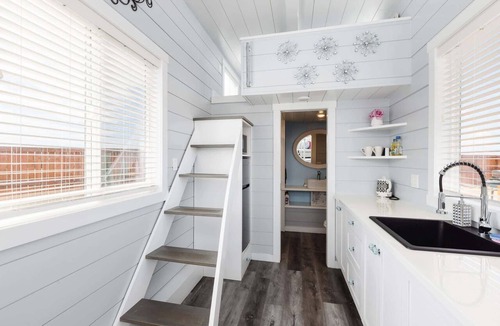 Apple Valley House | Hot Tub Under Desert Sky Zion Tiny Home Getaway
