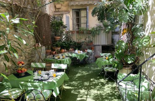 Bastia Hotel | Hotel Central Bastia