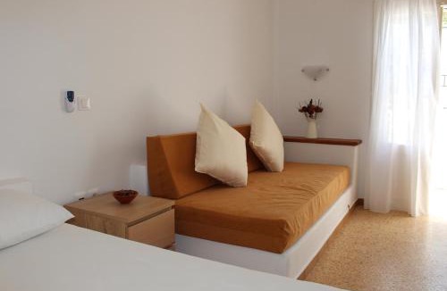 Kamares Hotel | Hotel Kamari