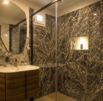 L'Ile-Rousse Hotel | Hotel La Pietra Restaurant & Spa