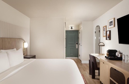 Brown and Stetson Business Hotel | Hotel Solaya, part of JdV by Hyatt