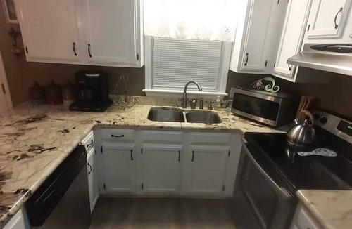 Ocean City Beach House | HOUSE 1 Minute Walk to Ocean, Sound & Ocean Views, Pet Friendly, LINENS INCLUDED