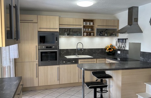 Porto-Vecchio Villa | House 150M² Parking 3 Bedrooms 3 bathrooms 4 Air-conditioning Secure swimming pool Nearby beaches