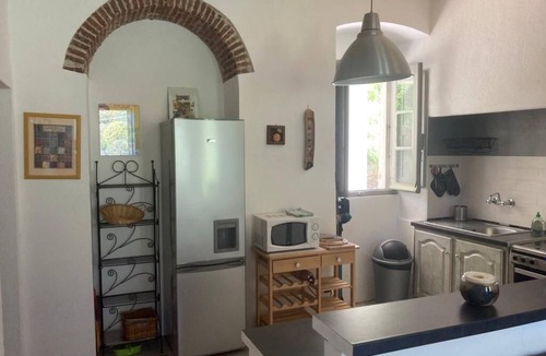Rogliano Apartment | House beautiful nature sea and mountain views, garden, air conditioning