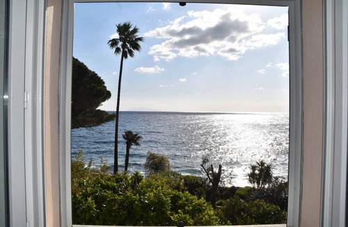 Pietranera House | House by the sea