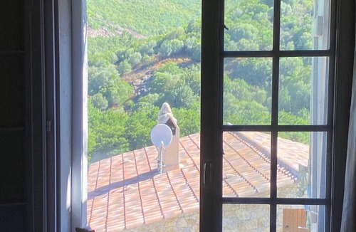 Manso Villa | House near river Fango with Garden for 5 people, sea and mountains