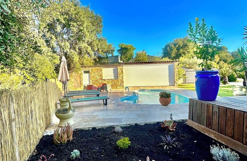 Tallone Villa | House with heated pool and jacuzzi