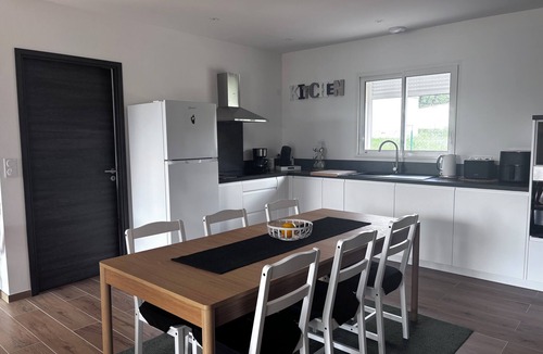 Aleria House | House with large garden for 4/6 people