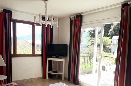 Porri House | House with terrace, garden, sea and mountain view
