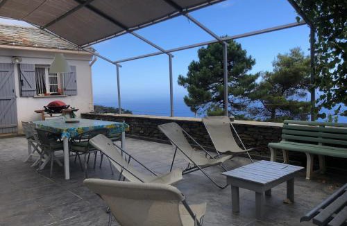 Canari House | House with terraces, sea view, 1300 m2 of land
