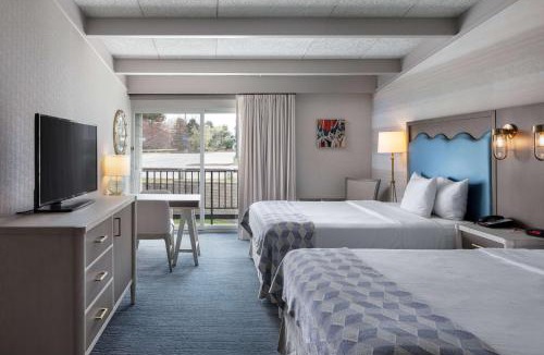 Middletown Hotel | Howard Johnson by Wyndham Middletown Newport Area