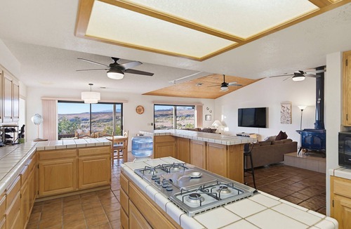 Golden Valley House | Howling Coyote: Mountain Views, Near Lake Mohave