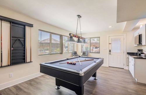 North Scottsdale House | HÓZHÓ Larkspur |Lazy River, Pool, Hot Tub, Theatre