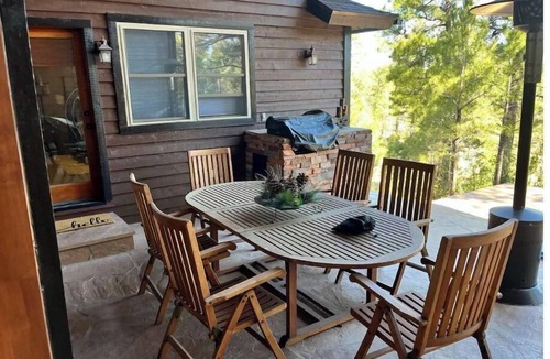 Torreon Cabin | Huge 7 Bedroom Cabin in the Pines of Torreon