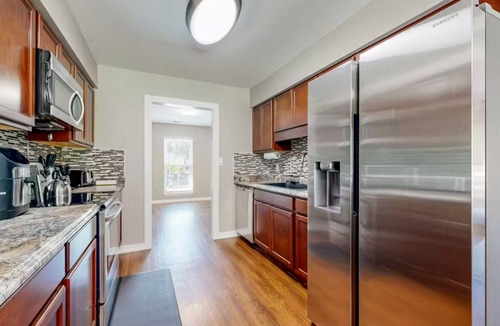 Rincon House | Huger Haven | w/Fire Pit & Deck - Near Savannah