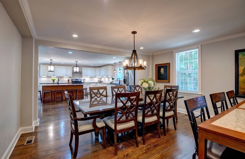 Skaneateles House | Hummingbird Manor-6 Bedrooms, 6 EnSuite Baths, Minutes from Downtown Skaneateles