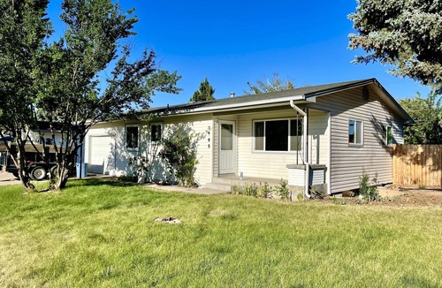 Mountain Home House | Idahome Love, newly renovated 4 bedroom 2 bath home ready for your stay.
