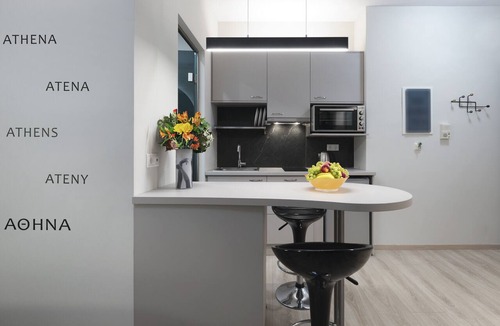 Pangrati Apartment | Iliodorou2-4- Acropolis terrace Athenian studio