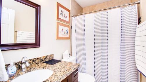 Village Grove House | Immaculate Home Near Old Town Scottsdale and ASU