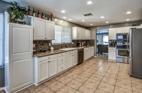 Dove Cove Estates House | Immaculate pool home in a quiet family neighborhood