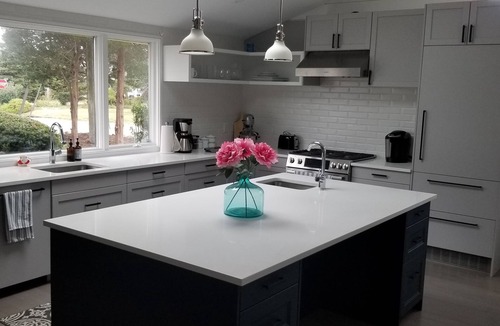 Hampton Bays House | Immaculate Waterfront 2 bedroom!
