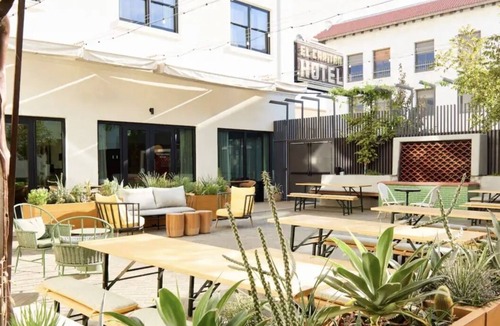 Merced Hotel | Immerse in Local Culture - Boutique Suite at El Capitan Hotel