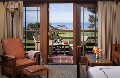 Torrey Pines Hotel | Immerse Yourself in Nature's Beauty! Courtyard View, Pet-friendly, Outdoor Pool!