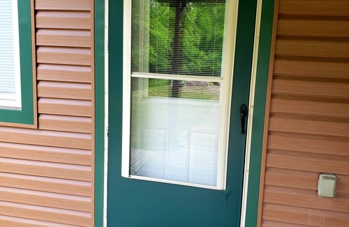 Langsville Cabin | Immersed in Nature. Hiking, fishing, swimming, birdwatching, stargazing & yoga.