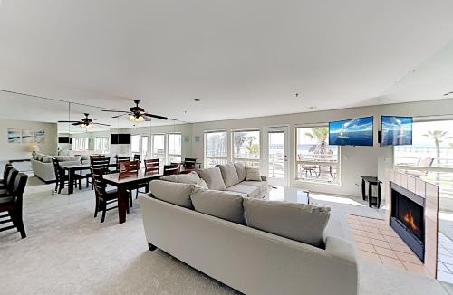 Imperial Beach House | Imperial Beach Club