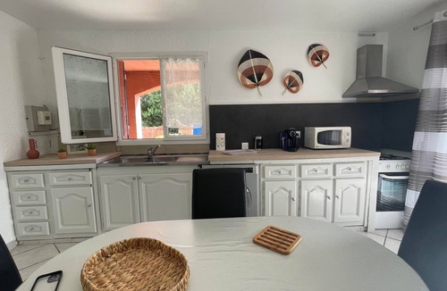 La Marana House | In DRC + Apt Garden Independent 50 M Du Bord De Mer