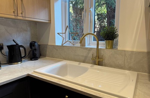 New Forest District House | In the heart of the town centre Ringwood New Forest